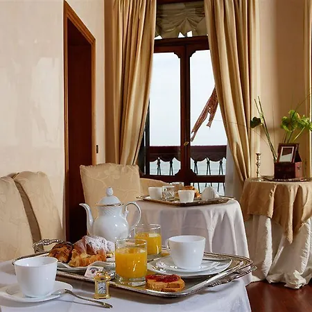 Couette-café La Rosa Dei Venti